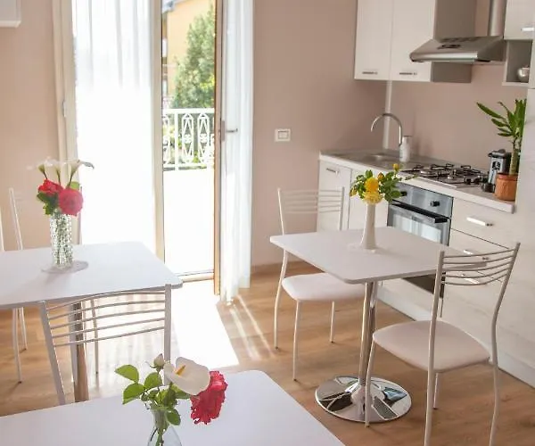 Stellanova Panzió San Donnino della Nizzola